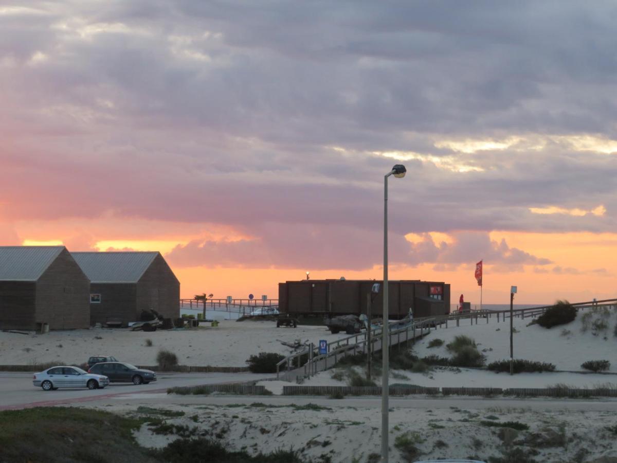 Vagueira Guest House - Pool & Beach Aveiro Bagian luar foto